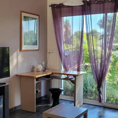 Sunagde, Climatisée, Proche Et Commerces Villa *